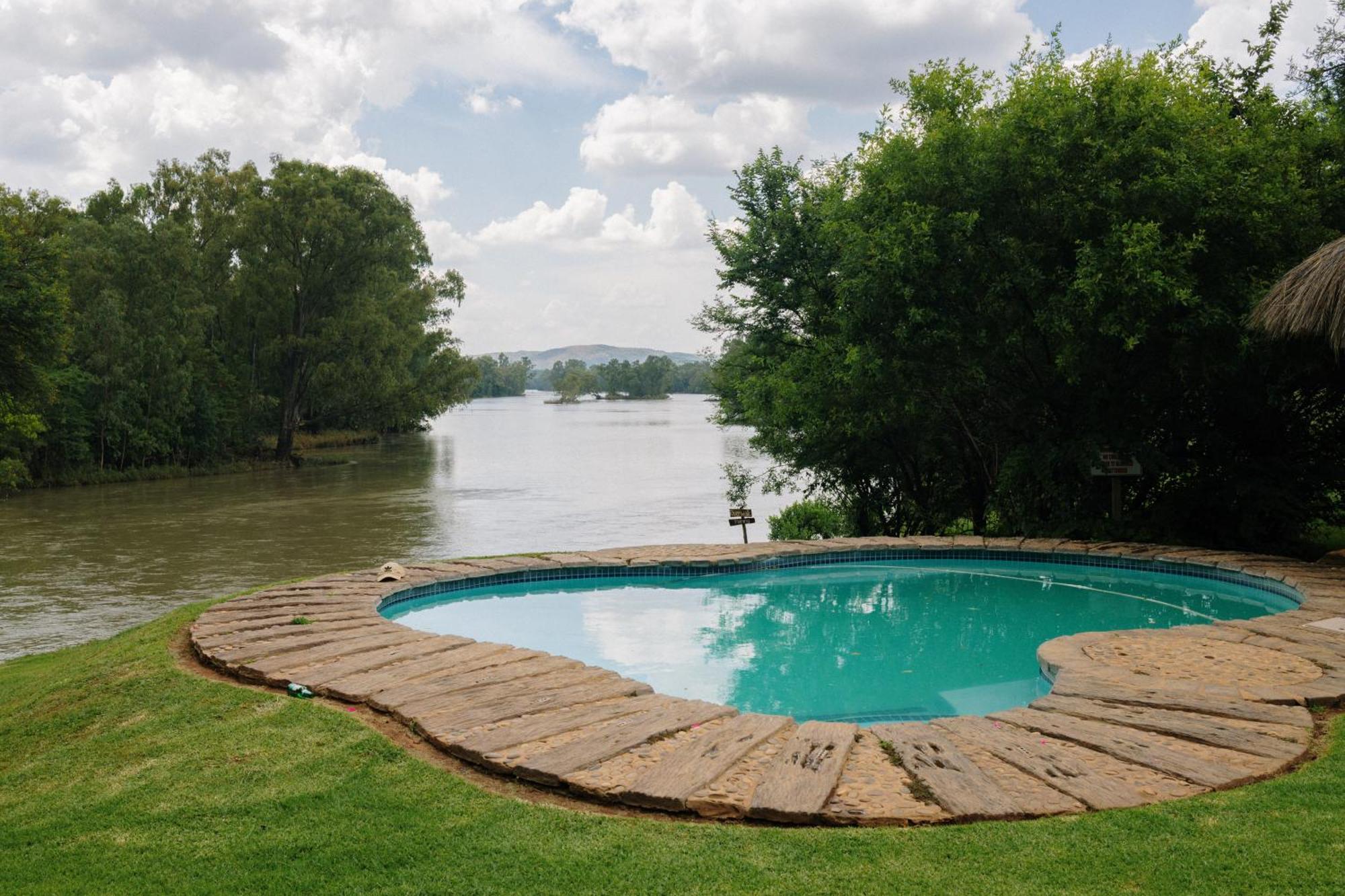 Breathe River Retreat Parys Eksteriør billede